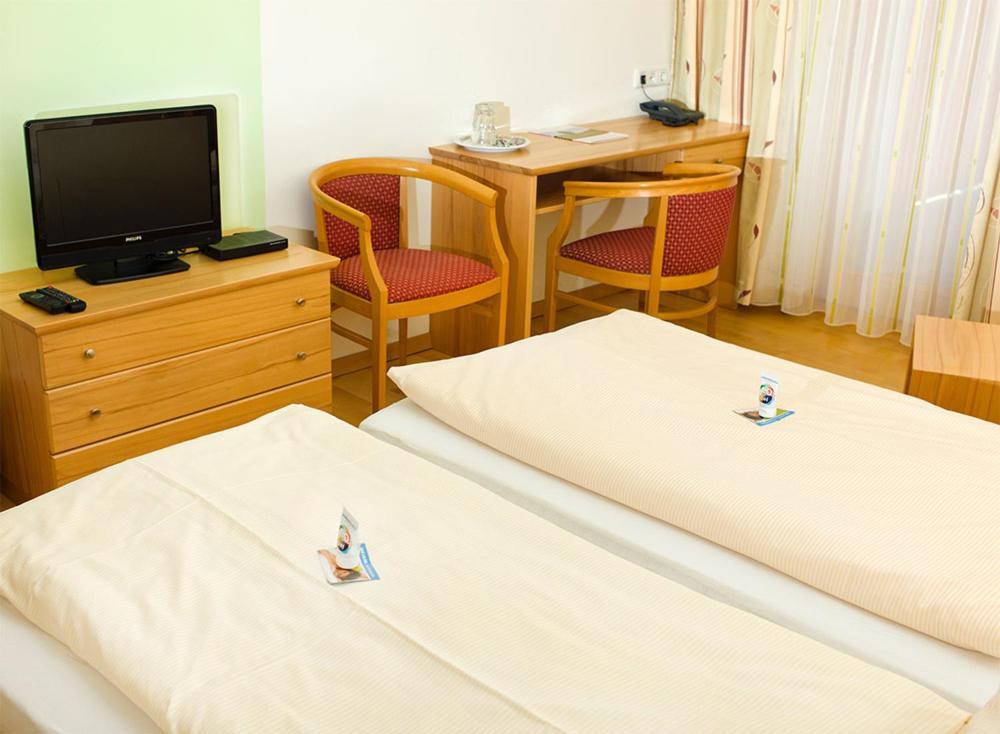 Kurhotel Bad Zell 外观 照片